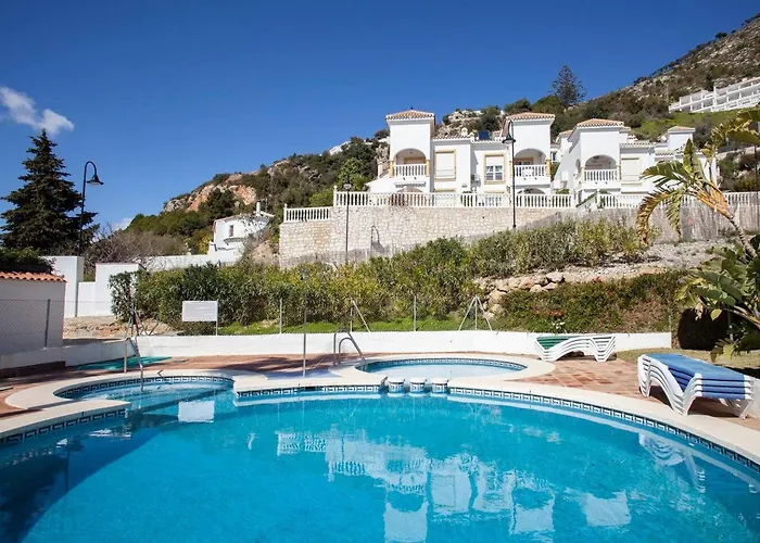 Cozy Townhouse Mijas With Views