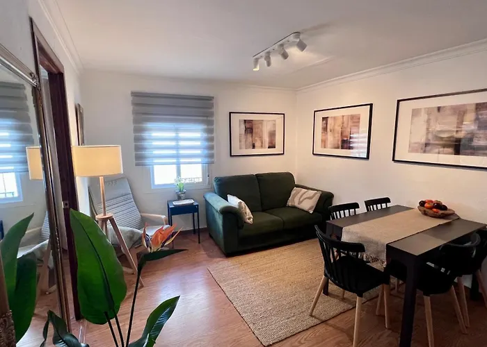 Cozy Historical Andalusian 3Br House Peachy Stays